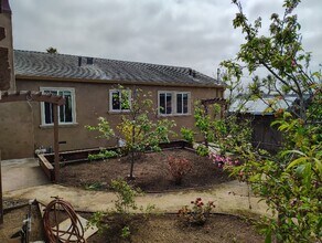1217 Lowell St in Seaside, CA - Building Photo - Building Photo