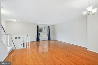 7306 St Johns Ct in Manassas, VA - Building Photo - Building Photo