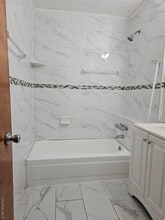2939 Fenton Ave in Bronx, NY - Building Photo - Building Photo