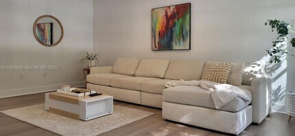 2069 S Ocean Dr in Hallandale Beach, FL - Building Photo - Building Photo