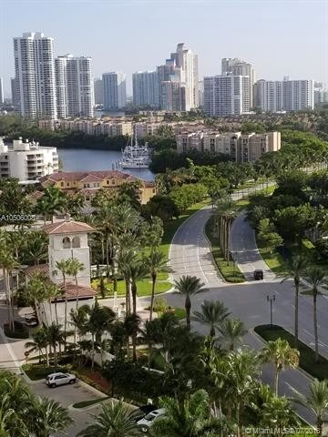 20185 E Country Club Dr-Unit -1504 in Miami, FL - Building Photo - Building Photo