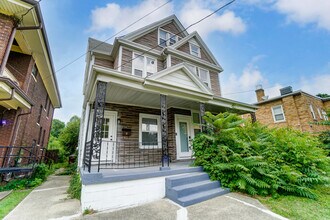 1768 Williams Ave in Cincinnati, OH - Foto de edificio - Building Photo