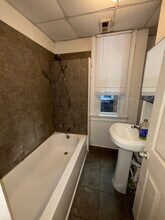 292X Parkwood Ave in Baltimore, MD - Building Photo - Building Photo