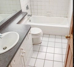 2735 N Wayne Ave, Unit 1n in Chicago, IL - Foto de edificio - Building Photo