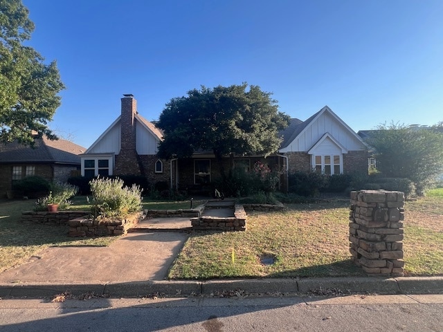 property at 7824 Cardinal Ct