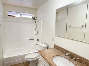6326 Mojave Ave in Twentynine Palms, CA - Building Photo - Building Photo
