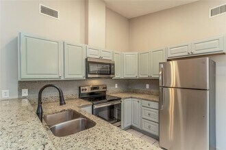 12351 Witheridge Dr in Tampa, FL - Building Photo - Building Photo