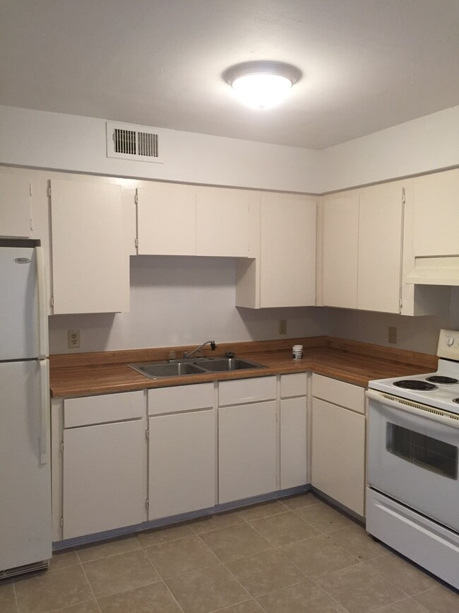 513 S Industrial St, Unit 2