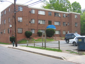 5031 Bass Pl SE in Washington, DC - Building Photo - Building Photo