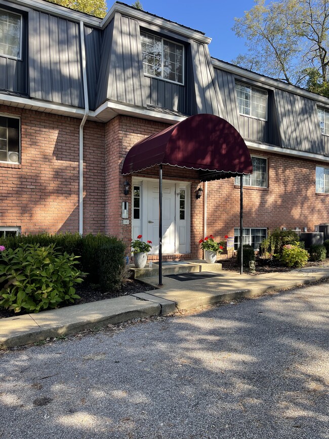 property at 1 Stratford Rd