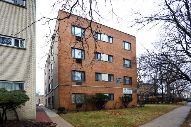 The Ridge Court in Chicago, IL - Foto de edificio - Building Photo