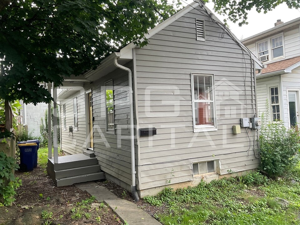 228 8th St in New Cumberland, PA - Building Photo