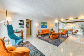 2945 Upper Tangelo Dr in Sarasota, FL - Building Photo - Building Photo