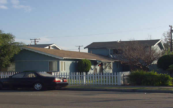 14292 Locust St in Westminster, CA - Building Photo - Building Photo