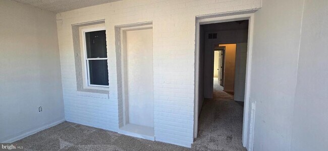 property at 1702 Gales St NE