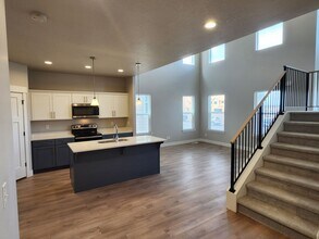 4521 Ruple Ridge Ln in Herriman, UT - Building Photo - Building Photo