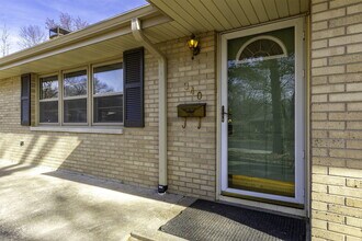 340 Crown Point in Columbia, MO - Building Photo - Building Photo