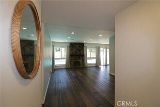 27521 Glasser Ave in Santa Clarita, CA - Building Photo - Building Photo