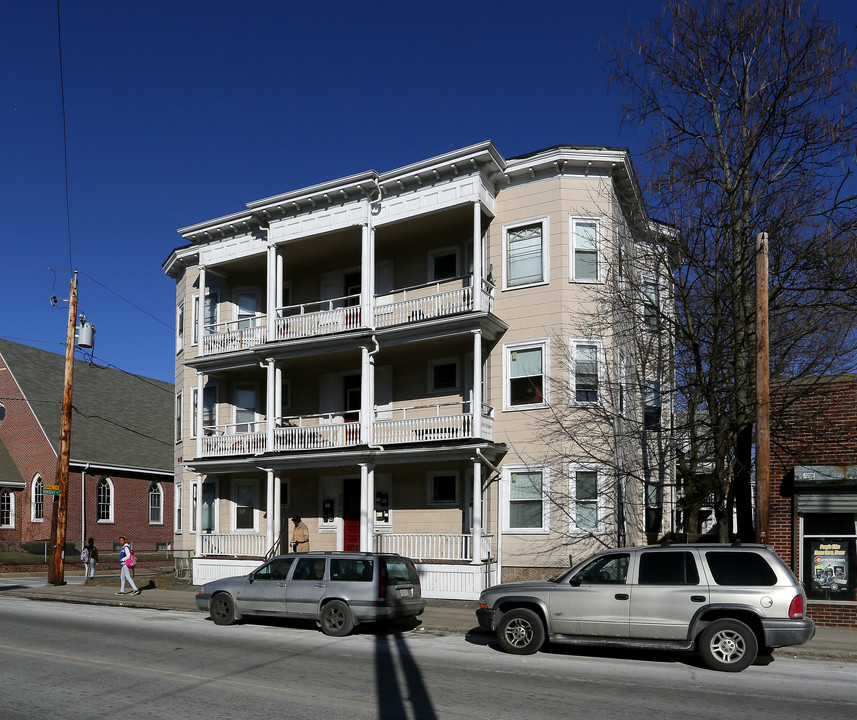 466 Main St in Brockton, MA - Building Photo