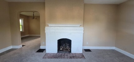 1602 Price St in Rockford, IL - Building Photo - Building Photo