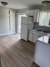 222 N Christine Cir in Mount Clemens, MI - Building Photo - Building Photo