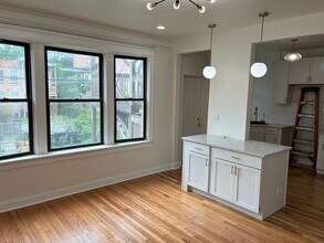 6142 S Rhodes Ave, Unit 2 in Chicago, IL - Building Photo - Building Photo