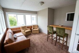 710 Emmet St in Ypsilanti, MI - Building Photo - Building Photo