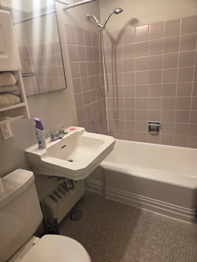 property at 3100 N Lake Shore Dr