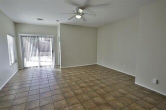 194 E Calle Puente Azul in Sahuarita, AZ - Building Photo - Building Photo