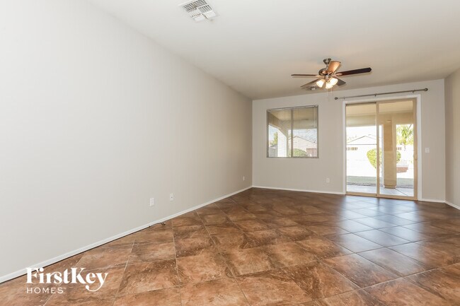 4954 E Odessa Dr, Unit C-534 in San Tan Valley, AZ - Building Photo - Building Photo