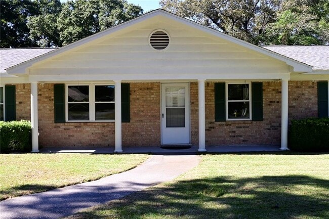 3381 Woodard Dr in Mobile, AL - Building Photo - Building Photo