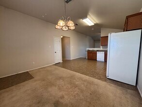 6515 92nd St in Lubbock, TX - Building Photo - Building Photo
