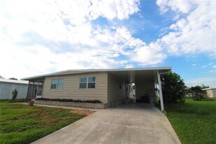 5492 Stonehaven Ln in Sarasota, FL - Building Photo