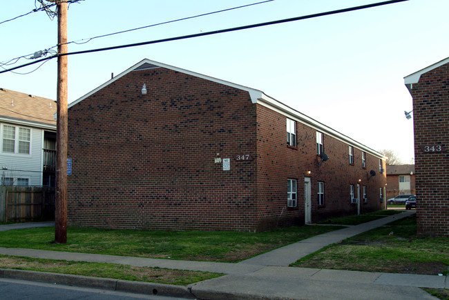 Wards Corner in Norfolk, VA - Foto de edificio - Building Photo