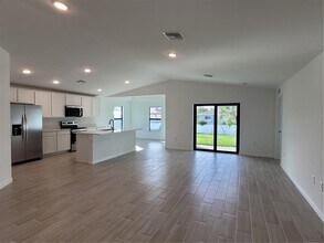 11100 Vanessa Ave in Englewood, FL - Building Photo - Building Photo