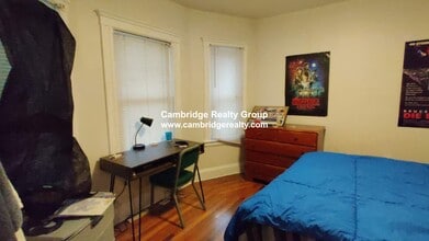 45 Bowdoin St, Unit 1A in Medford, MA - Building Photo - Building Photo