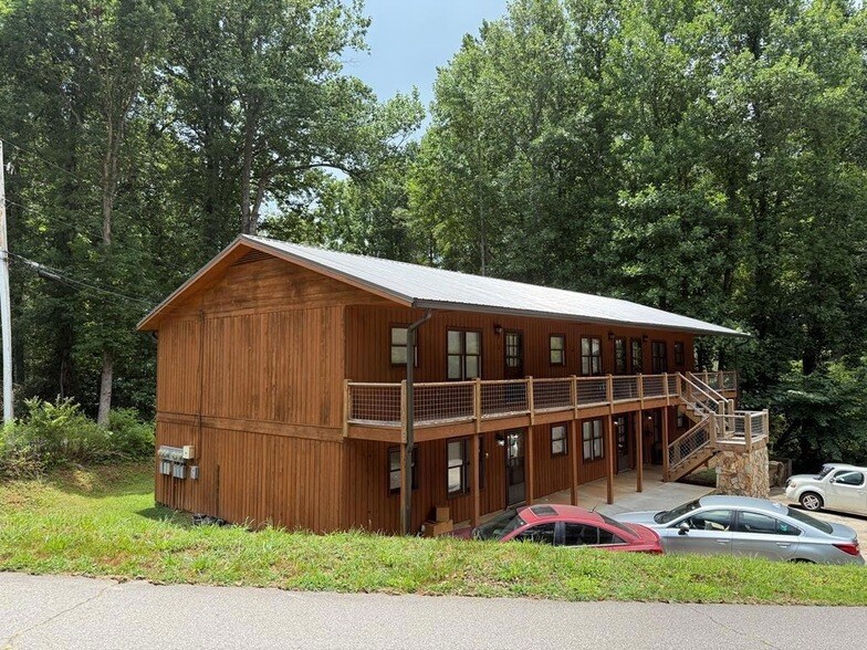 0 N Womack St in Franklin, NC - Building Photo