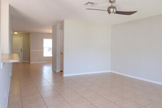 1645 Algonkin Loop in Orlando, FL - Building Photo - Building Photo
