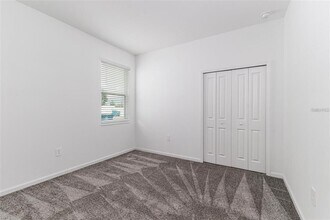 1121 Deepwater Cir in Eagle Lake, FL - Building Photo - Building Photo