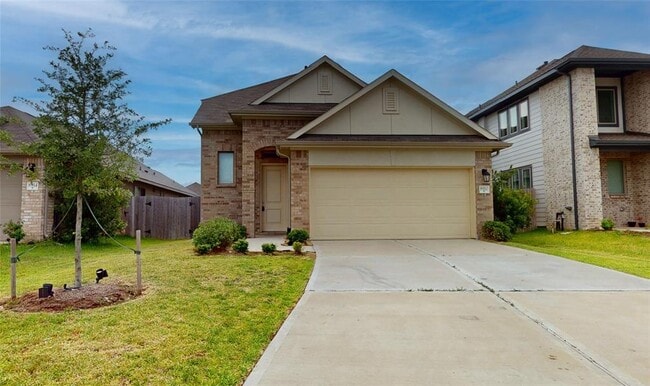 property at 8910 Oak Ivy Ln