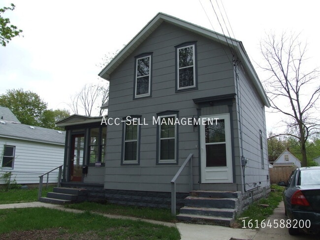 property at 32 Colfax St NE