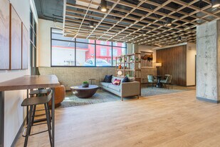 Elevation 16 in Seattle, WA - Building Photo