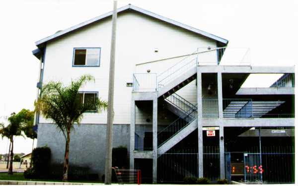 302 E Broadway in Anaheim, CA - Building Photo - Building Photo