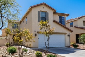 2533 Wild Ambrosia Ave in Henderson, NV - Building Photo - Building Photo