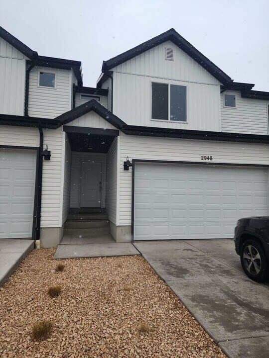 2948 W Ezra Dr in Cedar City, UT - Building Photo