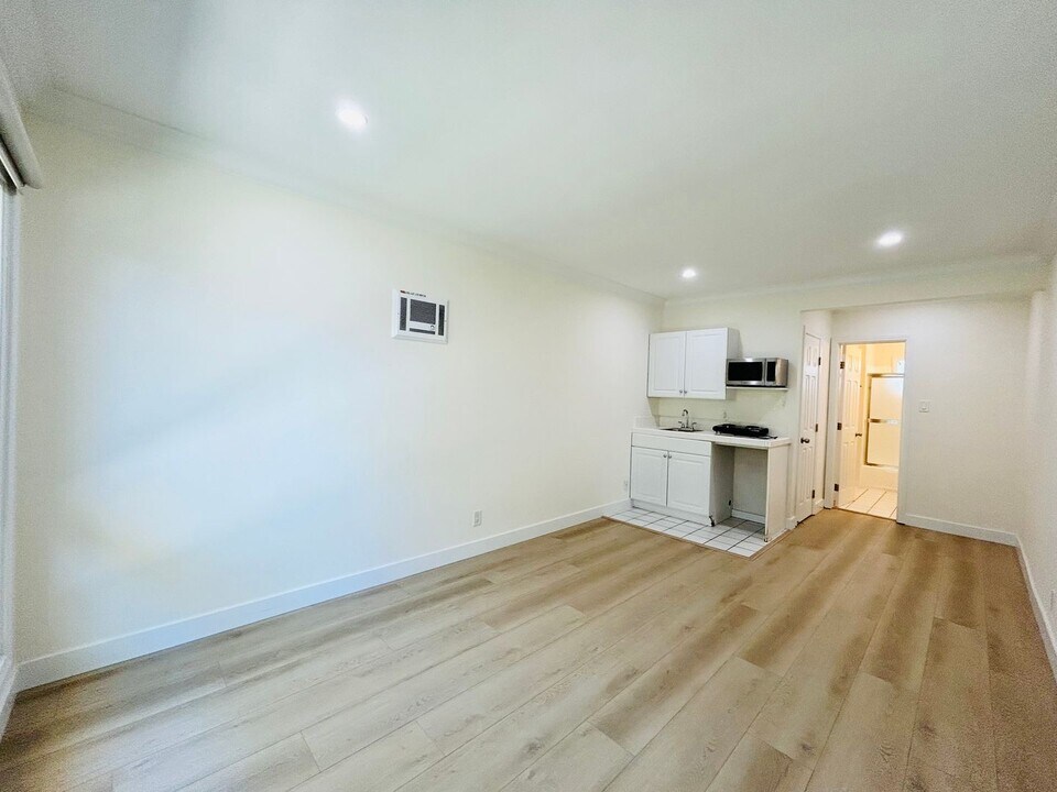 3940 Inglewood Blvd in Los Angeles, CA - Building Photo