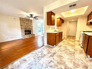 1002 Woodlief Trail in Round Rock, TX - Building Photo - Building Photo