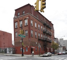 643 Myrtle Ave in Brooklyn, NY - Building Photo