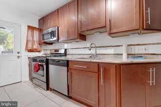 3802 East Capitol St NE in Washington, DC - Building Photo - Building Photo