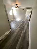 3700-3706 E Pulaski Ave - 9 unit in Cudahy, WI - Building Photo